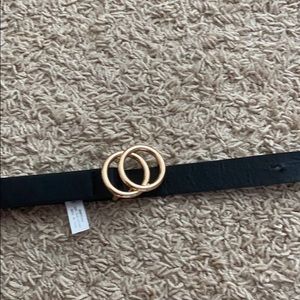 black belt fits sizes 24 and below